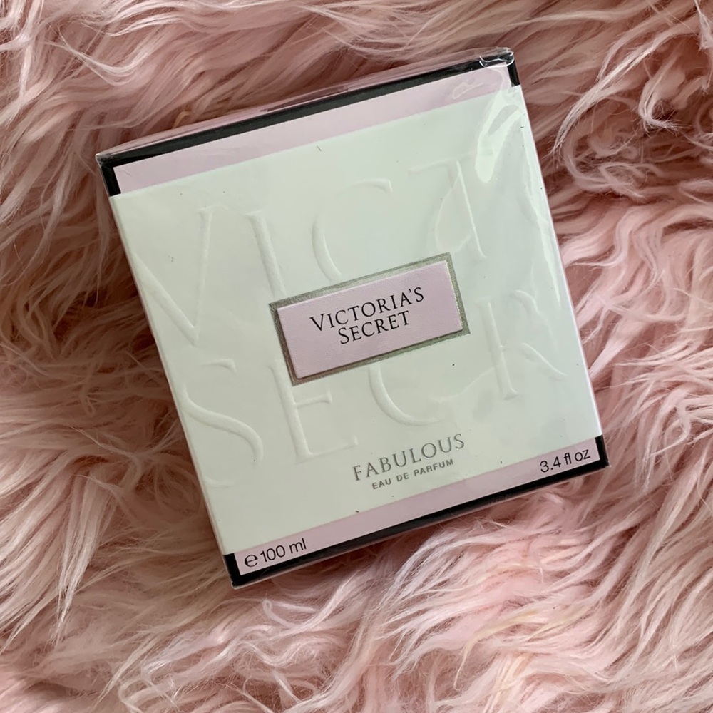 Victoria secret fabulous perfume, new, sealed, full bottle.
